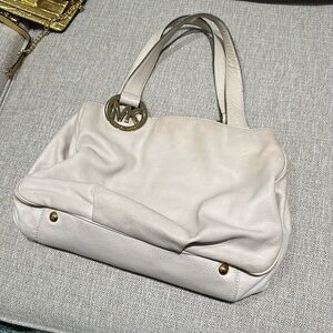 MK WHITE BAG